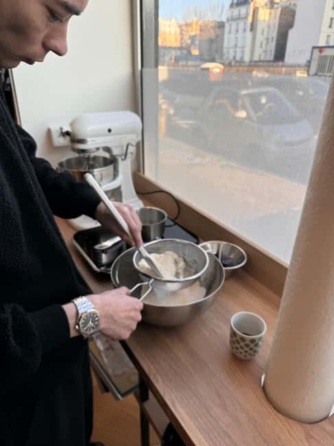 Paris: Macaron Baking Class in Central Paris - Tasting what you made