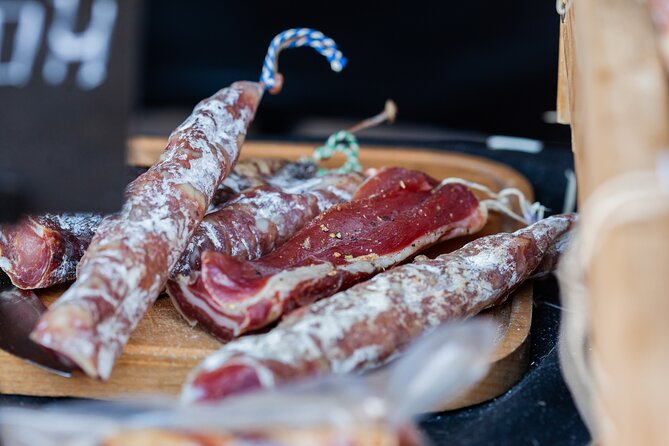 Paris Montmartre Food Tour - A Full French Meal by Do Eat Better - Why the small group makes a difference