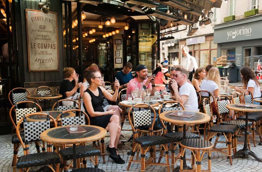 Paris: Montmartre Food Tour with Full Meal - What you may actually eat