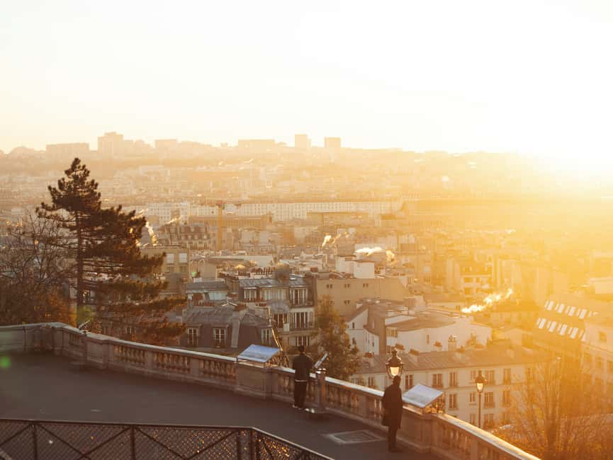 Paris: Montmartre Hidden Gems and Highlights Walking Tour - Starting on Rue des Abbesses