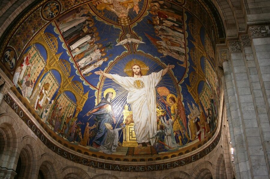 Paris: Montmartre Highlights Walking Tour with a Local Guide - Who will get the most from the $34 price