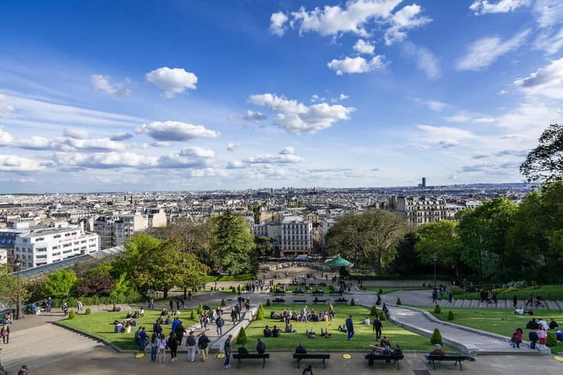 Paris: Montmartre Highlights Walking Tour with a Local Guide - The Wall of Love and Montmartre’s softer side