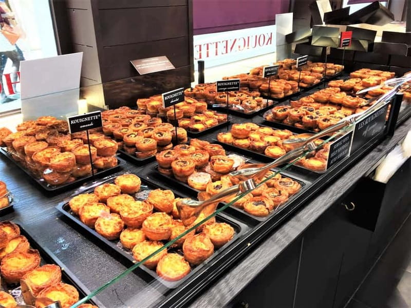 Paris: Montmartre/Pigalle Foodie Tour with Tastings - The grand finale and the Montmartre setting