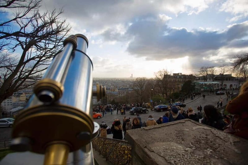 Paris: Montmartre. The old artist village+its unique charm. - Should you book the Montmartre walk?