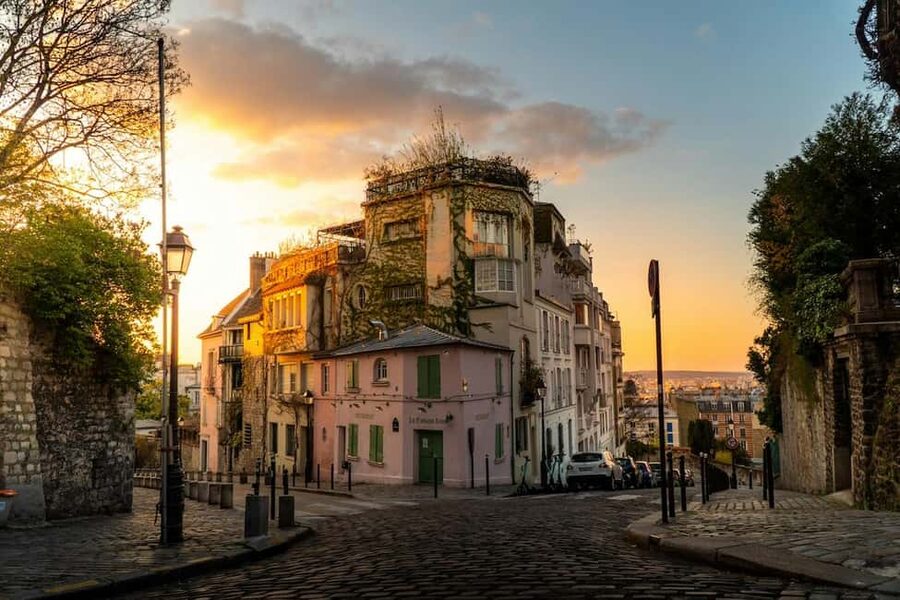 Paris: Montmartre. The old artist village+its unique charm. - Why Montmartre became an artists’ village