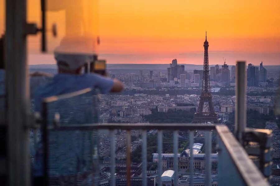 Paris: Montparnasse Tower Observation Deck Entry Ticket - The Magnicity app adds useful context