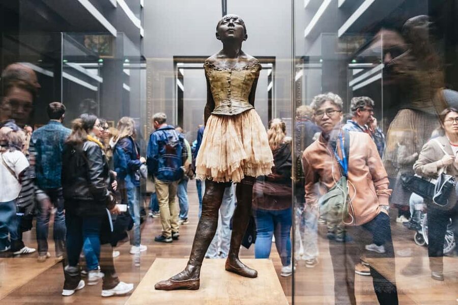 Paris: Musée d'Orsay Guided Tour with Skip-the-Line Tickets - The station itself deserves your attention