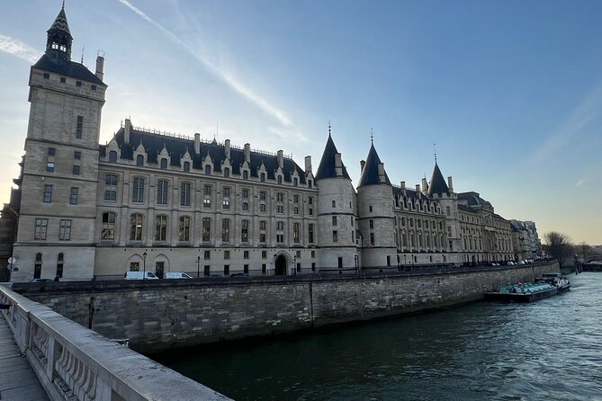 Paris Museum Pass: 2, 4, or 6 days - Medieval Paris and the Île de la Cité