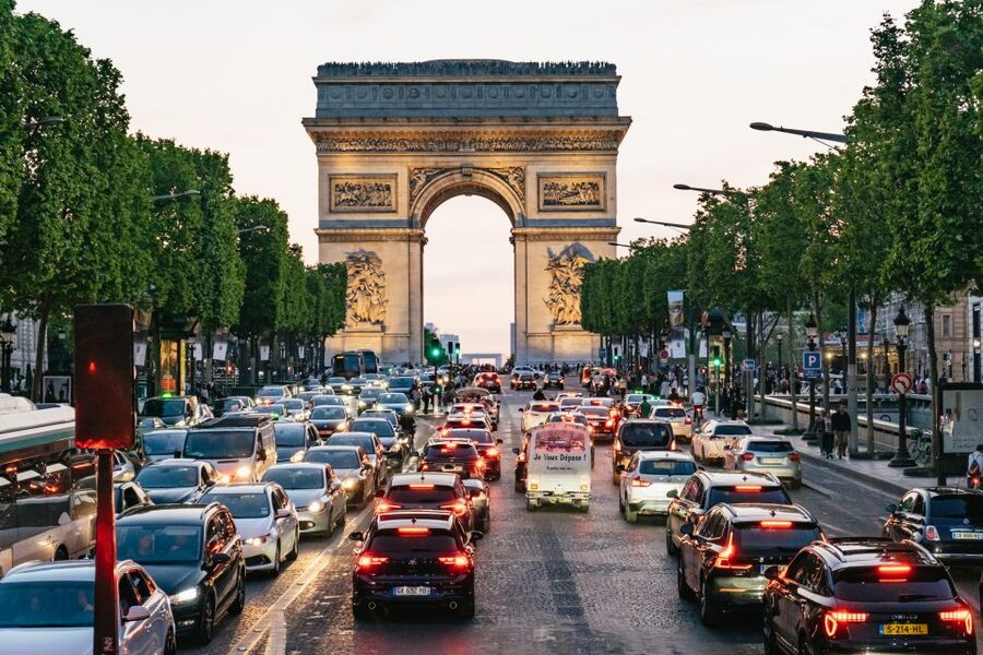 Paris: Night Bus Tour with Audioguide - Starting at the Louvre at 131 Place du Carrousel