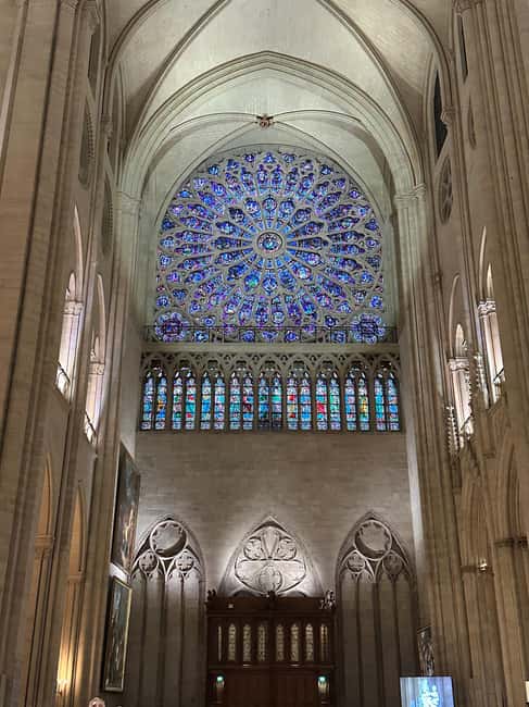 Paris: Notre Dame Cathedral Guided Tour of the Neighborhood - Key points to know before booking
