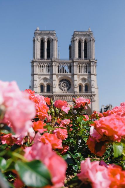 Paris: Notre Dame Exterior Walking Tour with Sainte Chapelle - Key points to know