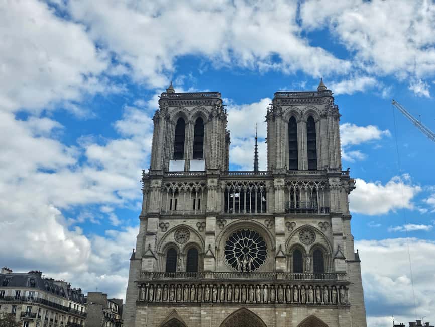 Paris: Notre Dame Outdoor Tour with Sainte-Chapelle / Crypt. - Starting at Pont au Double