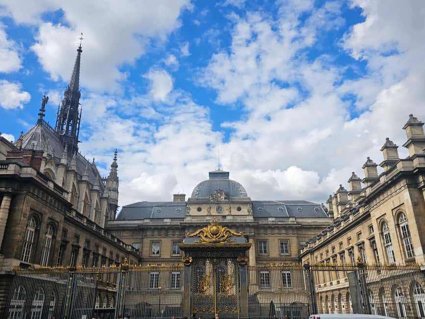 Paris: Notre Dame Outdoor Tour with Sainte-Chapelle / Crypt. - Adding the Conciergerie