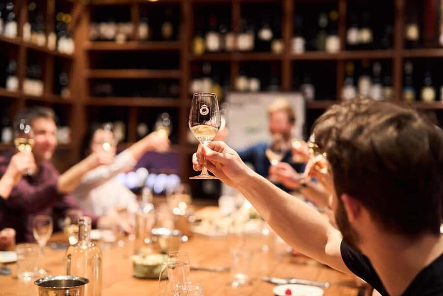 Paris: O Chateau's Wine Tasting Dinner - A wine dinner beside the Louvre