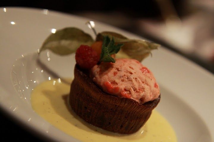 Paris: O Chateau's Wine Tasting Dinner - Practical details that affect your evening