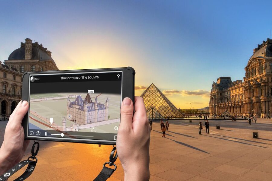Paris: Openair Double Decker Bus Audio-Guided City Tour - Opera Garnier and the grand center