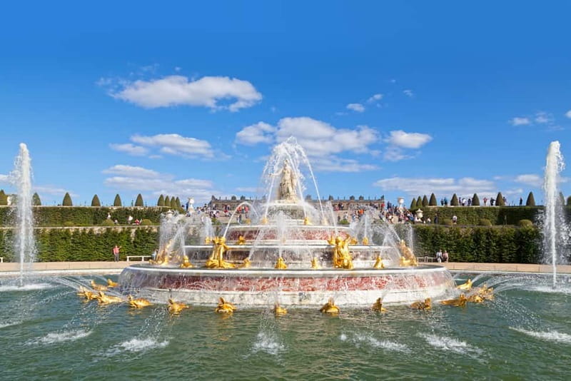Paris: Palace of Versailles Guided Tour with Bus Transfers - Practical verdict on the Versailles day