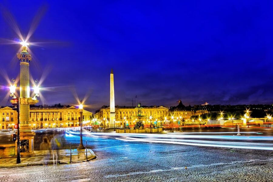 Paris: Panoramic Night Tour with Audio Guide and Host - Is $37 a fair price?