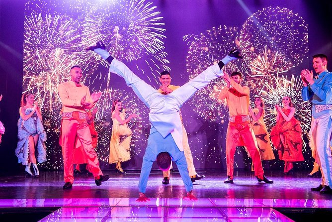 Paris Paradis Latin Cabaret Show with Champagne - Champagne: a pleasant extra, not the main reason to go