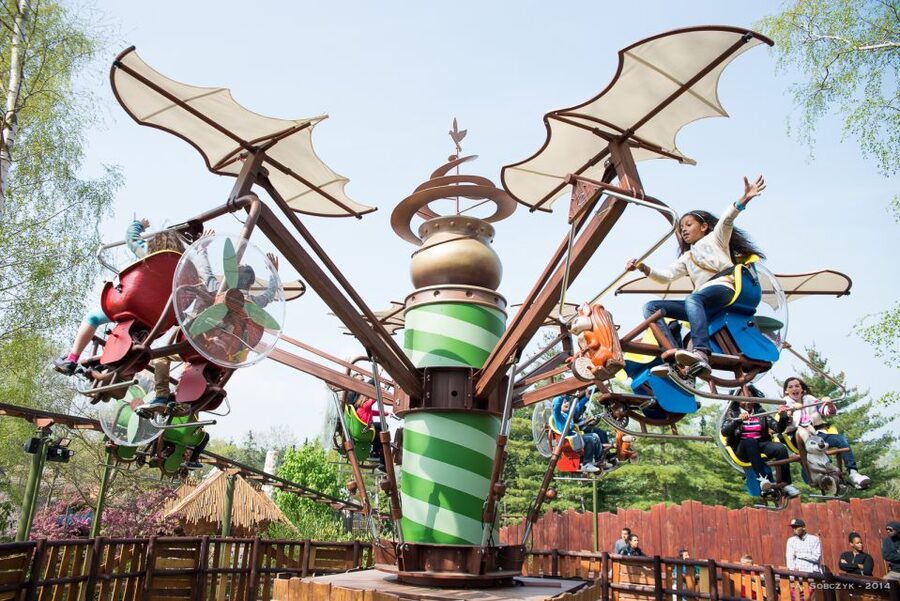 Paris: Parc Astérix Full-Day Entrance Ticket - Shows add more than waiting around