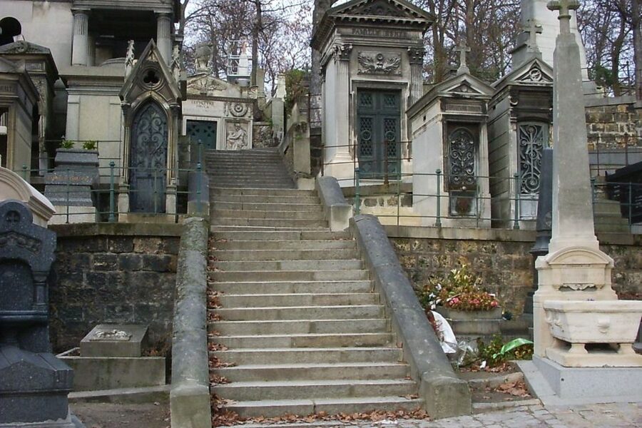 Paris: Père Lachaise Cemetery Walking Tour - The First Walkways and the Cemetery’s Character