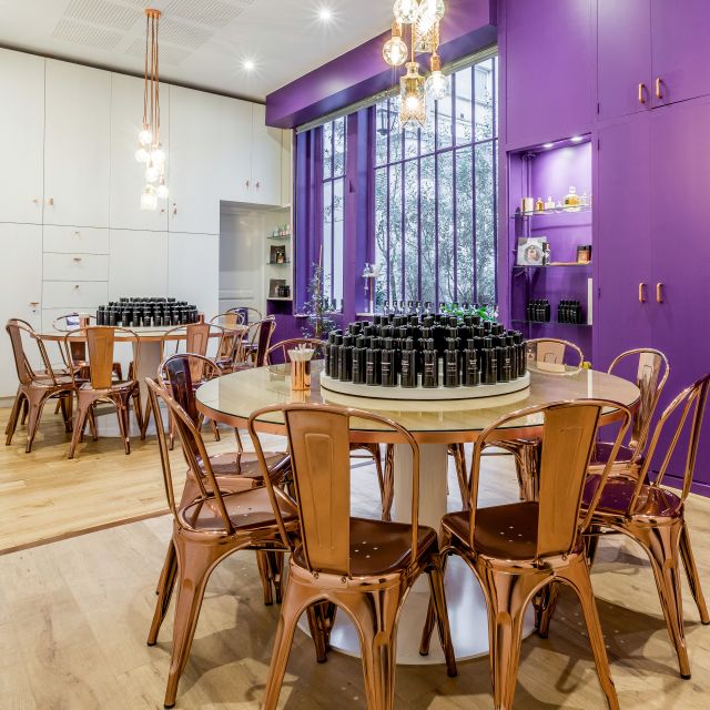 Paris: Perfume Creation Workshop - Choosing Essences Without Losing Your Nose