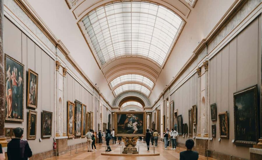 Paris: Priority Access Louvre with Host -Direct to Mona Lisa - What $74 buys you