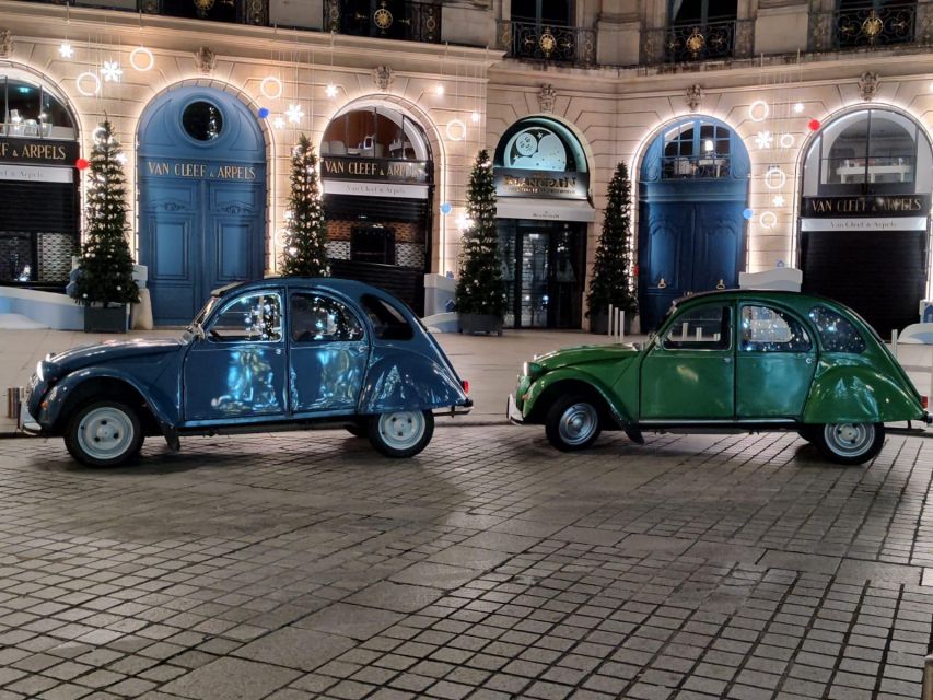 Paris: Private Christmas Lights Tour by Citroën 2CV - Starting from your hotel in central Paris