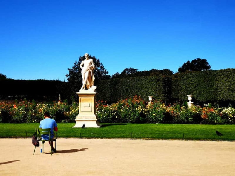 Paris: private city tour with seine river cruise - What the $205 price really buys