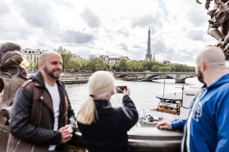 Paris: Private Custom Highlights and Gems Tour with a Local - What the tour does not include