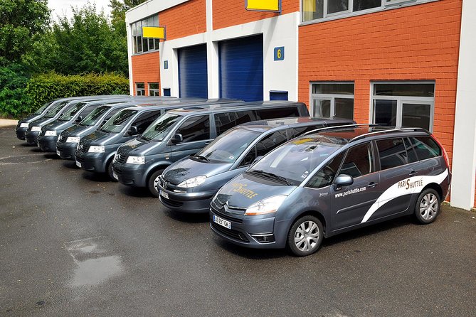 Paris Private Departure Transfer Charles de Gaulle (CDG) or Orly (ORY) - What the driver service adds