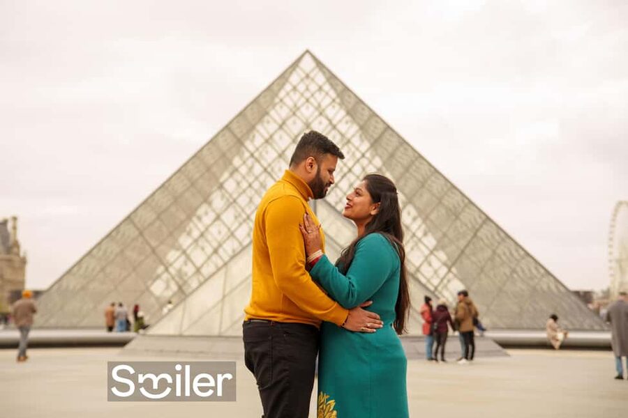 Paris: Private Photoshoot Outside the Louvre Museum - What makes the pictures worth the price