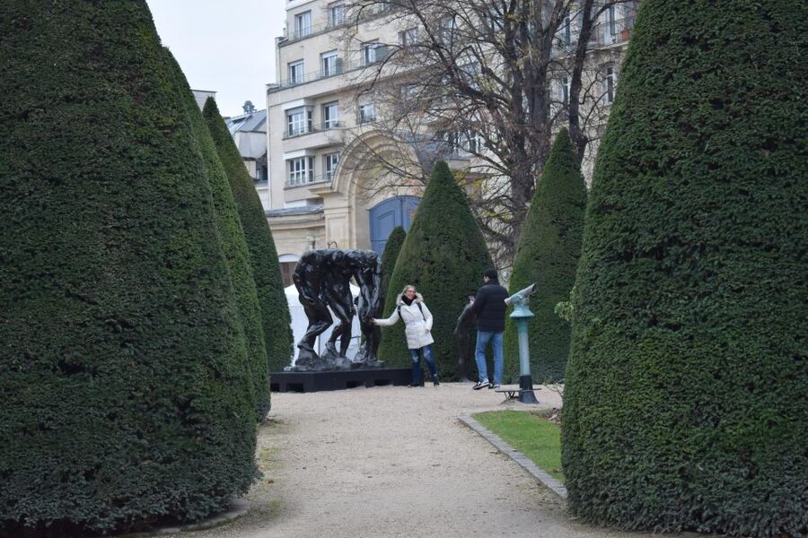 Paris: Rodin Museum Guided Tour with skip-the-line tickets - From the galleries into the French gardens