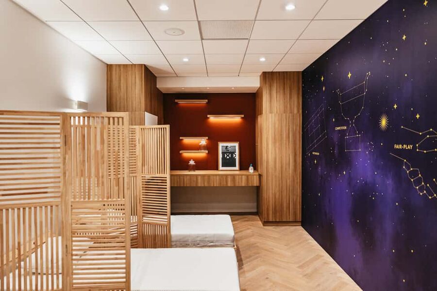 Paris: Roland-Garros Stadium Guided Backstage Tour - Practical advice for a smoother visit