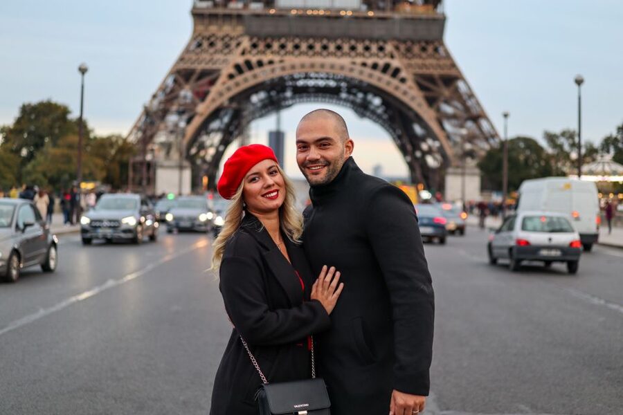 Paris: Romantic Photoshoot for Couples - Is $150 good value for four people?