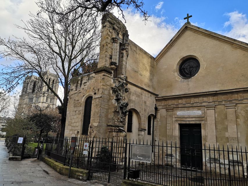 Paris: Romantic Piano Concert at Saint-Julien-le-Pauvre - Key Points
