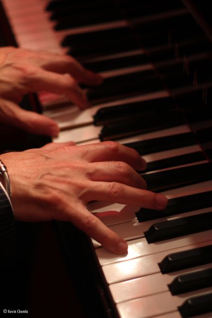 Paris: Romantic Piano Concert at Saint-Julien-le-Pauvre - The Seats and the One-Hour Format