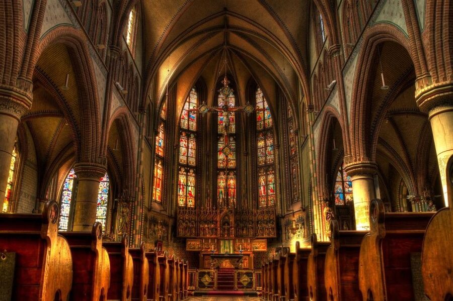 Paris: Sainte-Chapelle, Conciergerie, Notre Dame Guided Tour - How to get the most from the two hours