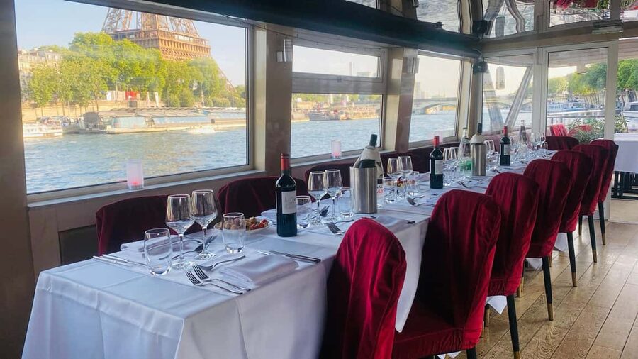 Paris: Seine Dinner Cruise from Eiffel Tower/Liberty Statue - Starting beside the Eiffel Tower