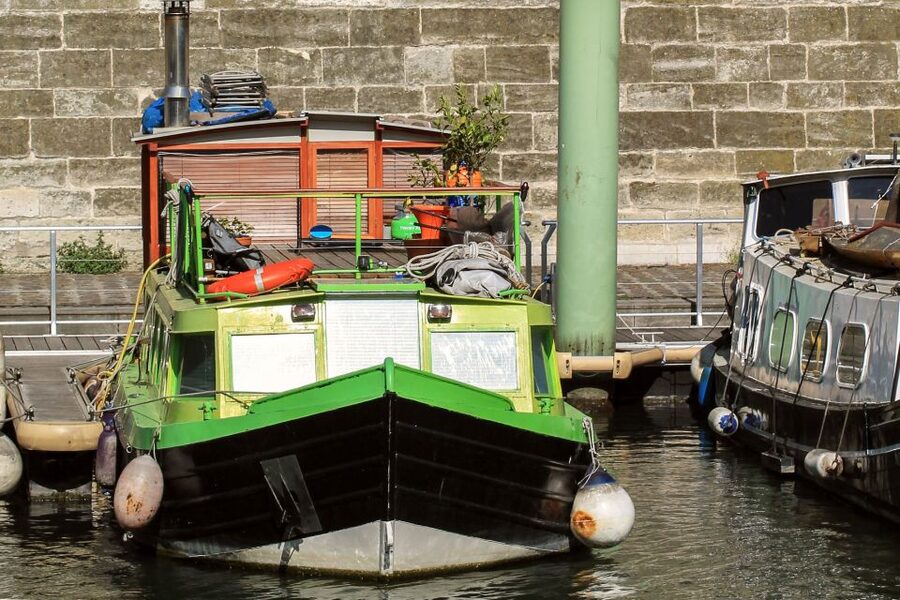 Paris: Seine River and Canal Saint-Martin Cruise - What the commentary adds