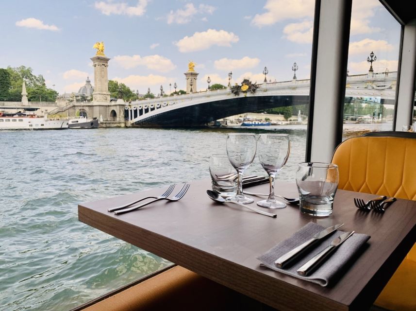 Paris: Seine River Bistronomic Dinner Cruise - Boarding near the Alexandre III Bridge