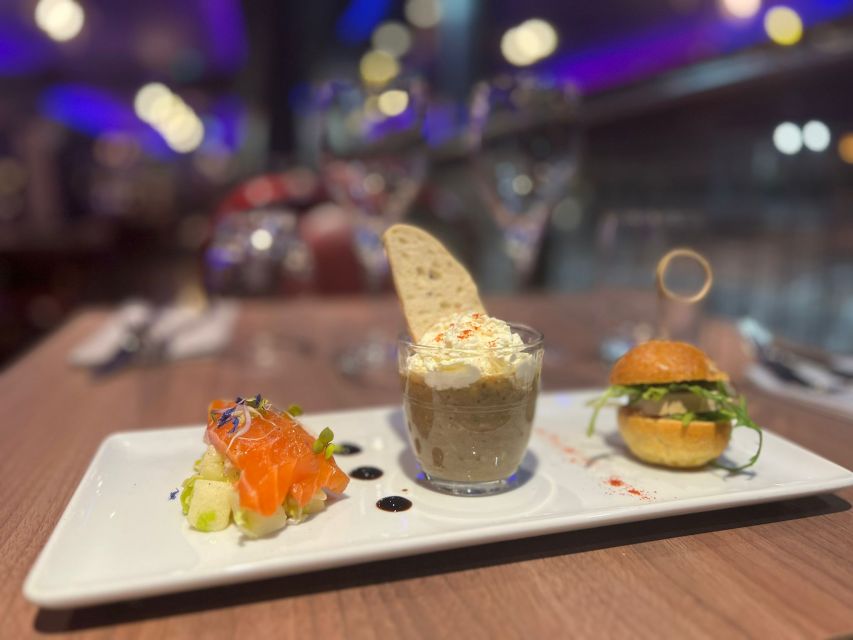 Paris: Seine River Bistronomic Dinner Cruise - What the three-course dinner is really like