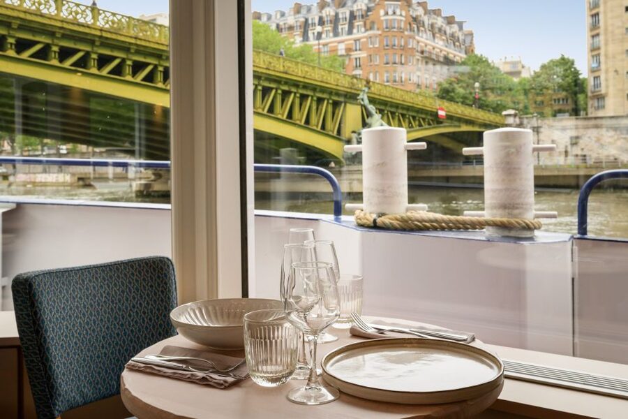 Paris: Seine River Cruise & Brunch - The Eiffel Tower from the water