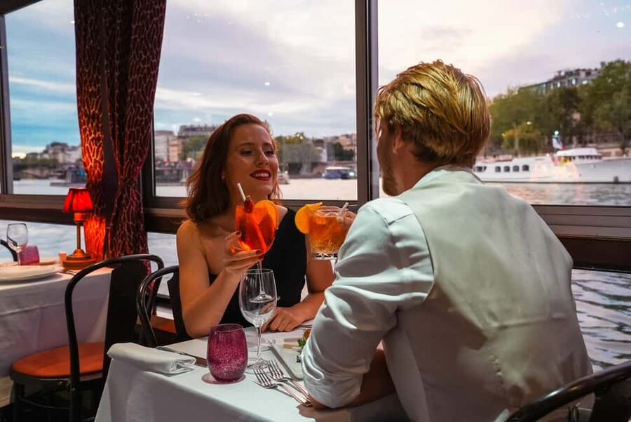 Paris: Seine River Cruise with 3-Course Dinner & Live Music - Is $182 per person a fair price?