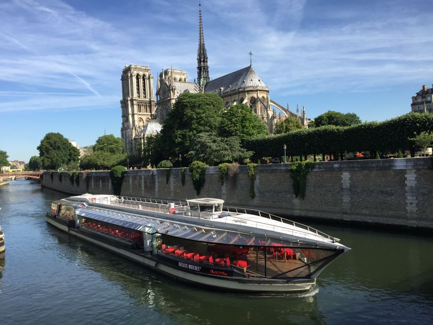 Paris: Sightseeing Cruise on the Seine with 3-Course Lunch - Notre Dame, Île de la Cité, and Île Saint-Louis