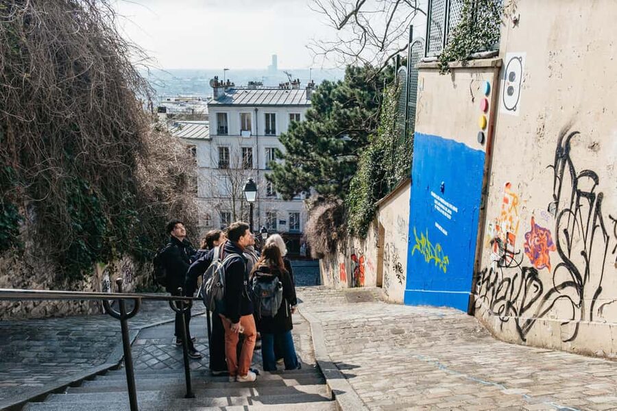 Paris: Street Art Walking Tour with a Street Artist Guide - Reading the Walls in Montmartre
