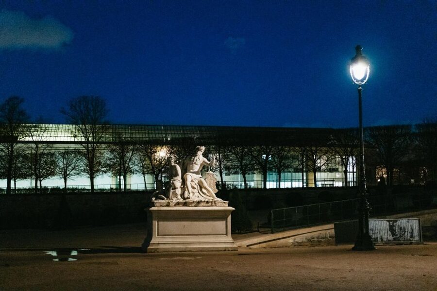 Paris: Sunrise Running and Sightseeing Group Tour - The Seine, Trocadéro, and the Eiffel Tower