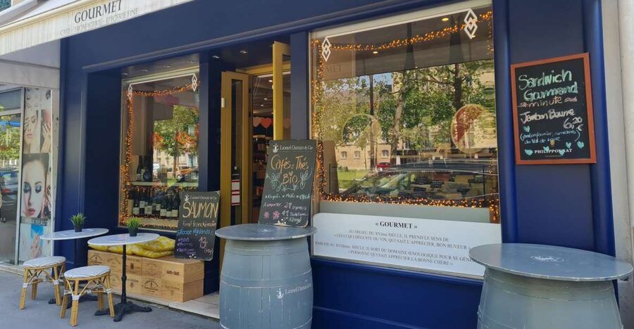 Paris: Tasting of 3 Wine and 3 Cheese - Meet Alejandra and Lucas