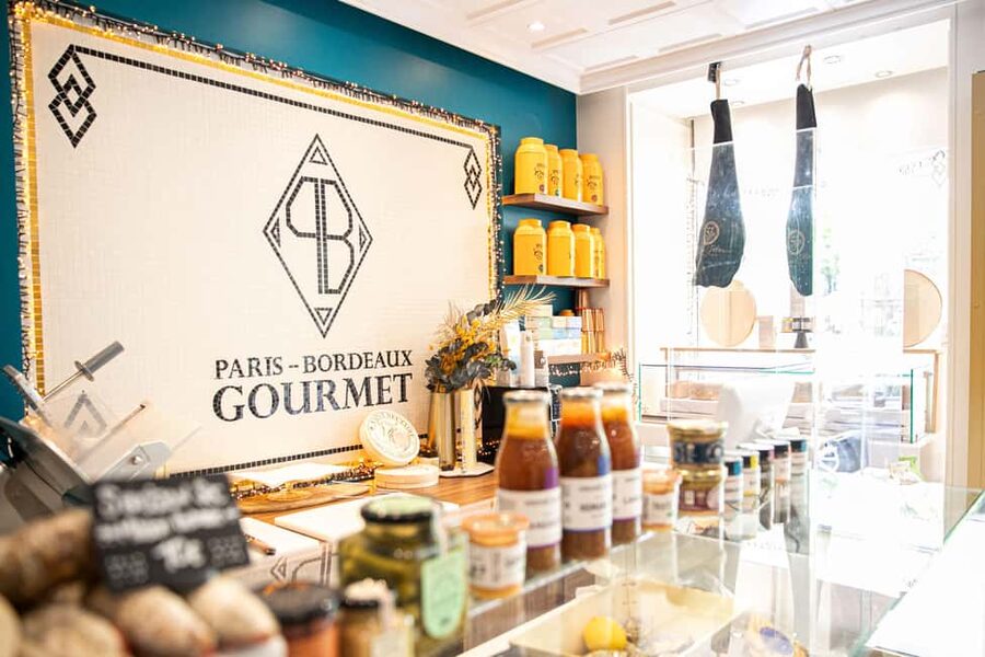Paris: Tasting of 3 Wine and 3 Cheese - What happens when you arrive near Invalides