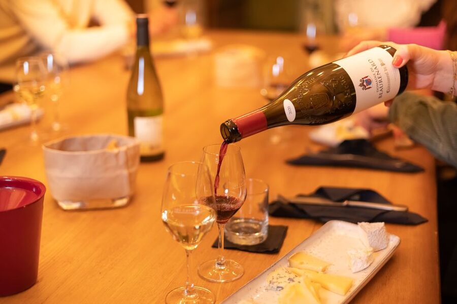 Paris: The Ultimate Wine and Cheese Tasting in English - Is $128 a good value for two hours?
